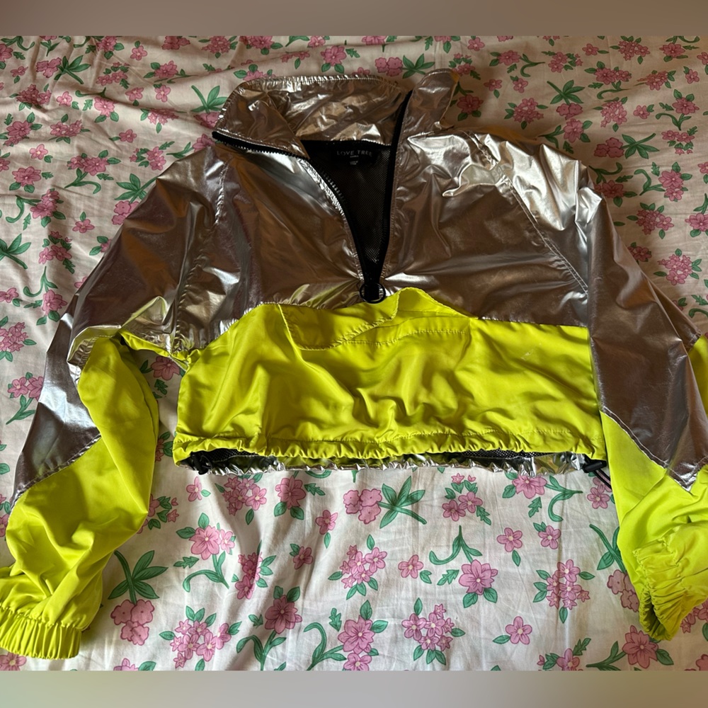 Metallic Silver Cropped Pullover